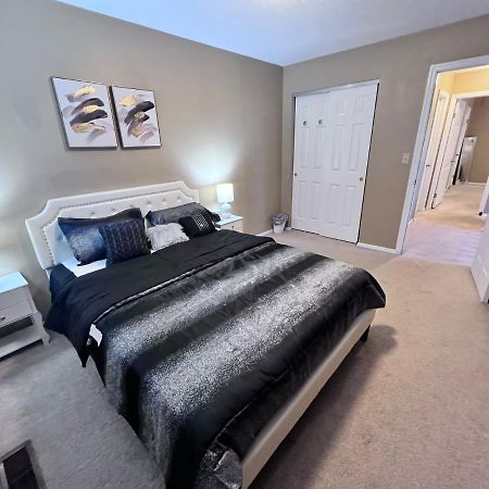 The Cozy Townhouse Wpafb & Wsu Apartamento Fairborn Exterior foto