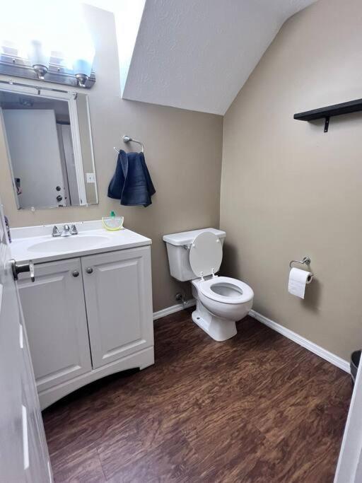 The Cozy Townhouse Wpafb & Wsu Apartamento Fairborn Exterior foto