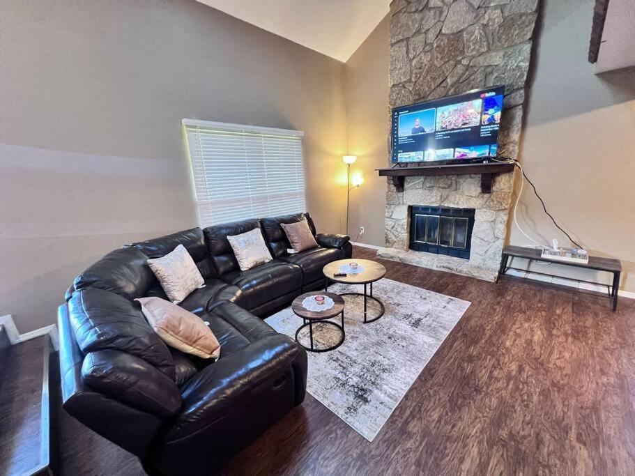 The Cozy Townhouse Wpafb & Wsu Apartamento Fairborn Exterior foto